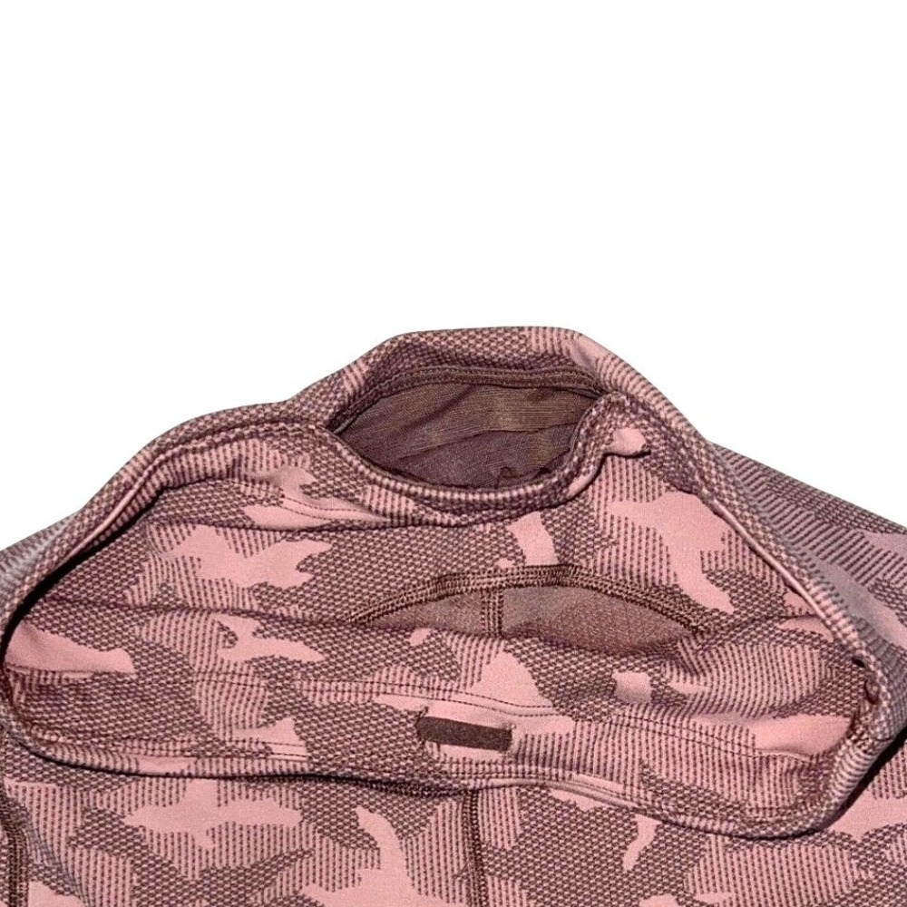 Athleta Ultimate Stash Pocket Capri Small Pink Mauve Camo High Rise Workout EUC - Picture 5 of 8